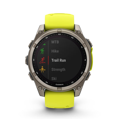 Relógio Garmin fēnix ® 8 Safira Solar Titânio e Amarelo
